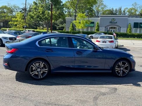Used 2022 BMW 330i xDrive Sedan w/ Premium Package 2 image 4