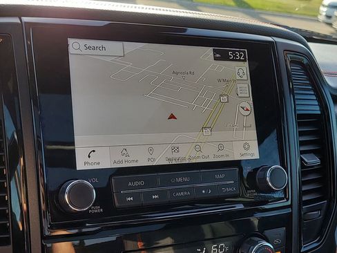 Used 2024 Nissan Titan PRO-4X w/ Pro-4x Convenience Package image 21