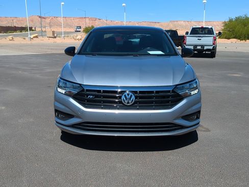 Used 2020 Volkswagen Jetta R-Line image 10