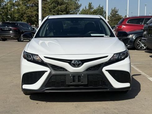 Used 2023 Toyota Camry SE w/ Protection Package (Q2) (TMS) FWD image 7