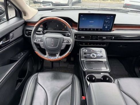 Certified 2023 Lincoln Nautilus Reserve w/ Monochromatic Package image 12