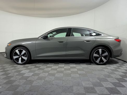 Used 2025 Audi A5 2.0T Premium Plus w/ Premium Plus AWD/4WD image 2