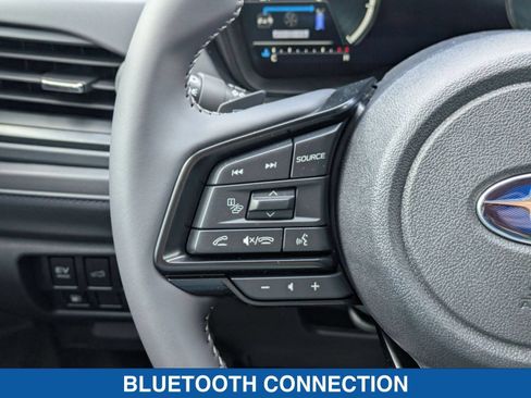 Used 2025 Subaru Forester Premium AWD/4WD image 17