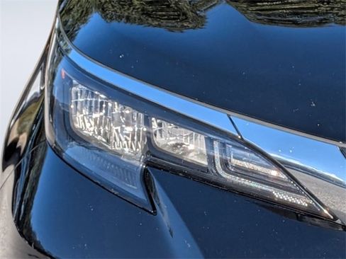 Used 2024 Toyota Sienna XLE image 46