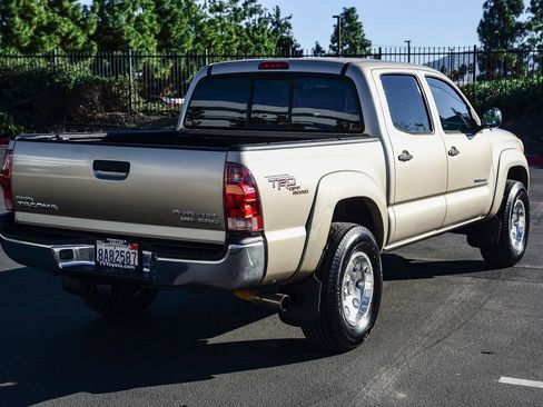 Used 2006 Toyota Tacoma PreRunner image 7