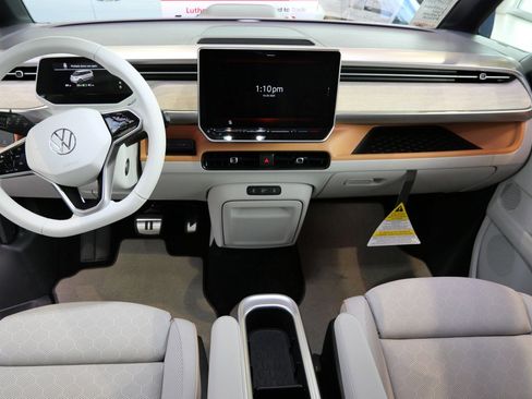 New 2025 Volkswagen ID. Buzz 1st Edition image 9