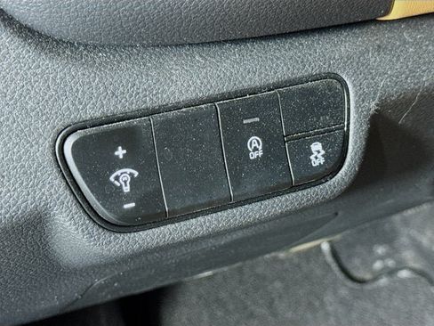 Certified 2024 Kia Seltos EX AWD/4WD image 10
