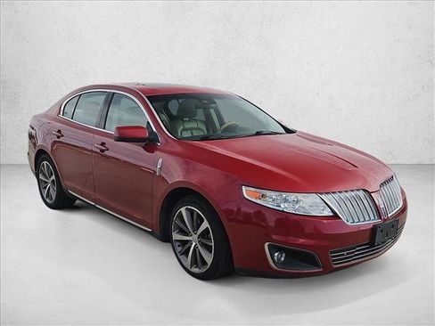 Used 2009 Lincoln MKS image 3