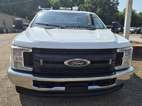 Used 2019 Ford F250 XL w/ XL Value Package AWD/4WD image 6