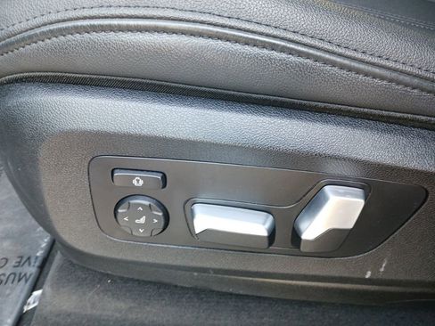 Used 2022 BMW X5 xDrive40i w/ Climate Comfort Package image 6