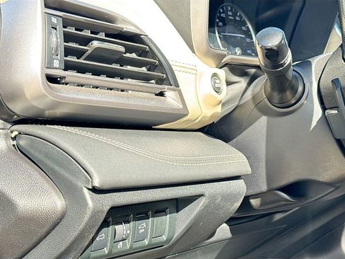 Used 2021 Subaru Outback Limited image 12