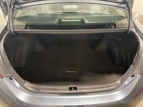 Used 2015 Toyota Corolla S image 20