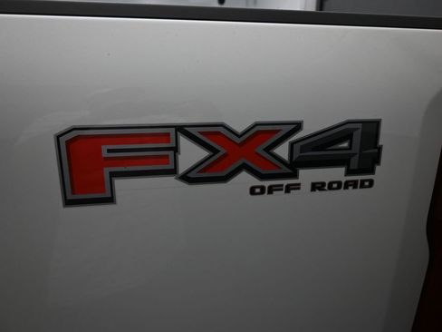New 2026 Ford F250 Platinum AWD/4WD image 23