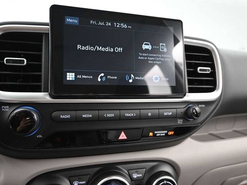 New 2026 Hyundai Venue SEL FWD image 19