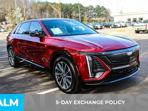 Used 2024 Cadillac Lyriq Sport RWD image 4