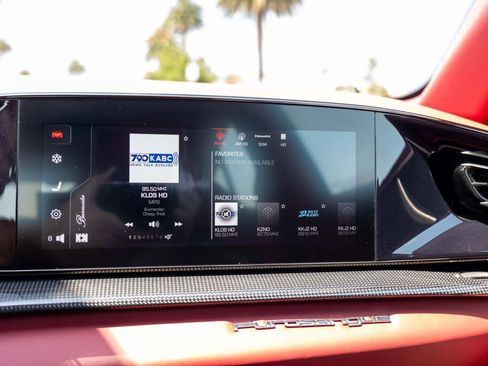 Certified 2025 Ferrari Purosangue image 20