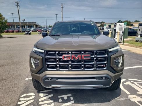 Used 2024 GMC Canyon AT4 w/ AT4 Premium Package AWD/4WD image 2