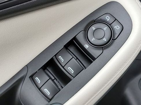 Used 2021 Buick Encore GX Essence image 27