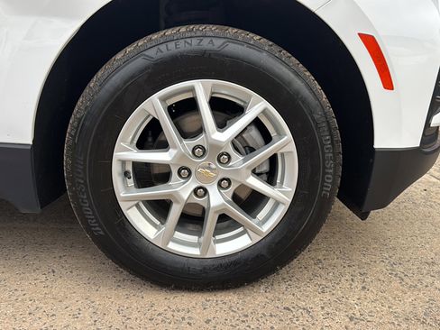 Used 2023 Chevrolet Equinox LS w/ LS Convenience Package image 38