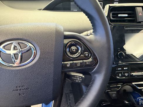 Used 2019 Toyota Prius XLE w/ Advanced Technology Package FWD image 17
