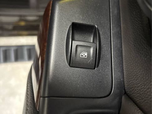 Used 2018 GMC Sierra 1500 SLE w/ SLE Value Package AWD/4WD image 52