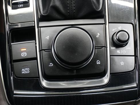 Used 2022 MAZDA CX-30 AWD 2.5 S w/ Premium Package image 24