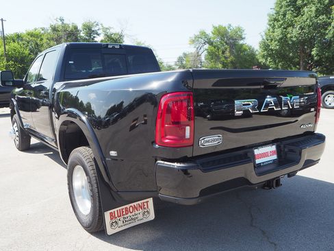 New 2025 RAM 3500 Longhorn image 9