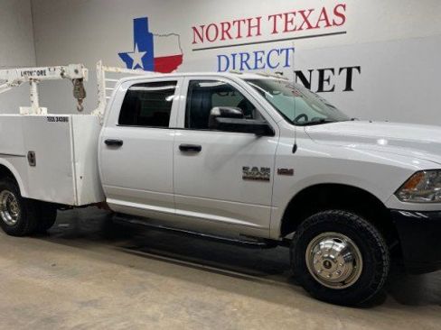 Used 2018 RAM 3500 Tradesman image 4
