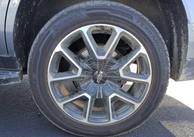 Used 2021 Chevrolet Tahoe RST w/ Rear Media and Nav Package AWD/4WD image 8