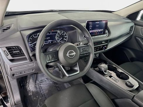 Certified 2024 Nissan Rogue S image 10