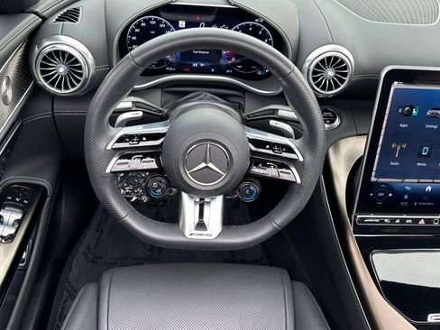 Certified 2024 Mercedes-Benz SL 43 AMG image 16