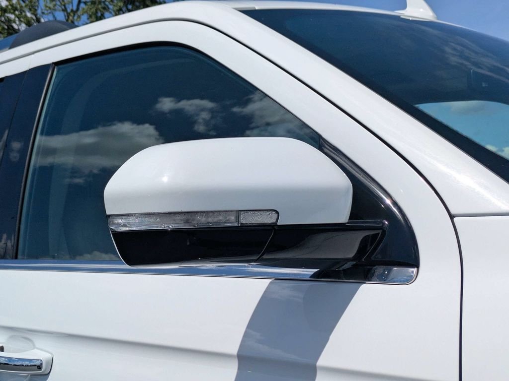 Used 2022 Ford Expedition Limited RWD image 12