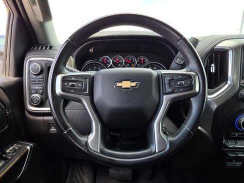 Used 2023 Chevrolet Silverado 2500 LT AWD/4WD image 19