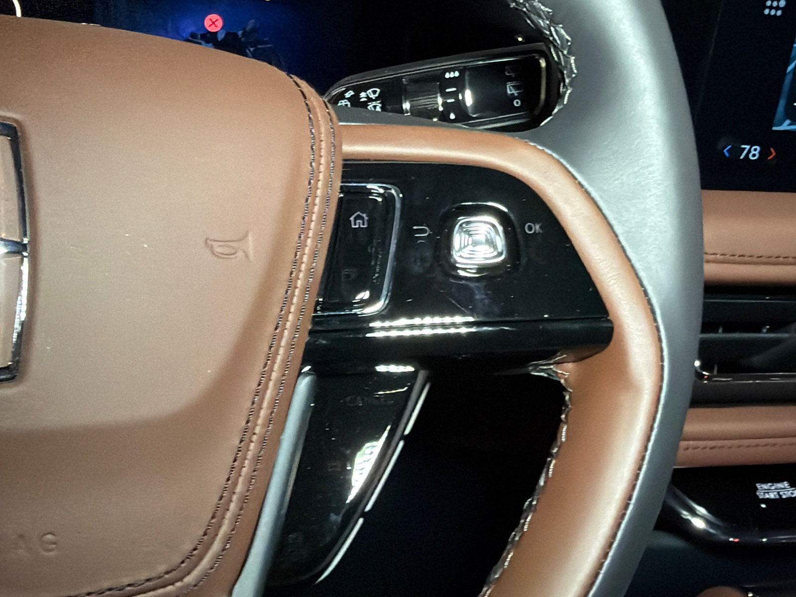 New 2027 Lincoln Aviator Reserve AWD/4WD image 24