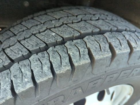 Used 2020 Ford Transit 250 Base image 32