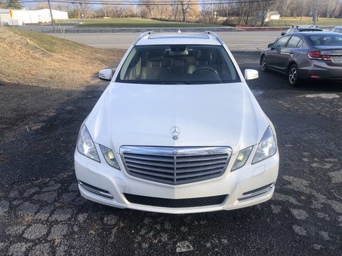 Used 2012 Mercedes-Benz E 350 4MATIC Wagon image 2