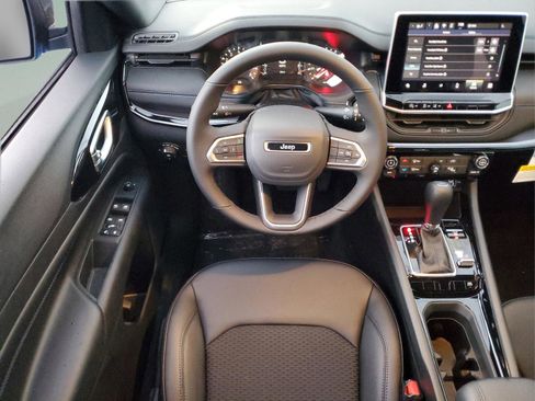 New 2026 Jeep Compass Latitude AWD/4WD image 14