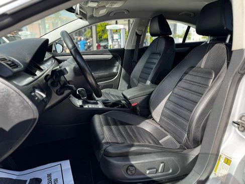 Used 2012 Volkswagen CC Sport image 16