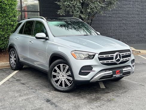 Used 2025 Mercedes-Benz GLE 350 4MATIC w/ Winter Package image 6