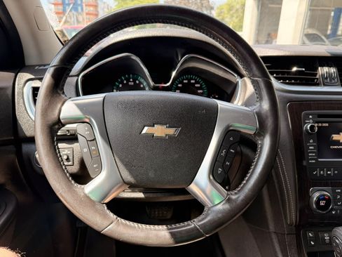 Used 2017 Chevrolet Traverse LT AWD/4WD image 28