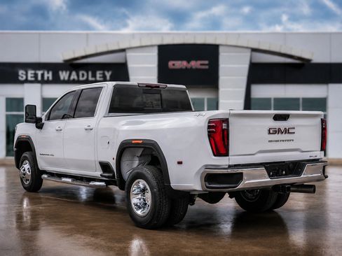New 2026 GMC Sierra 3500 SLE w/ SLE Value Package AWD/4WD image 59