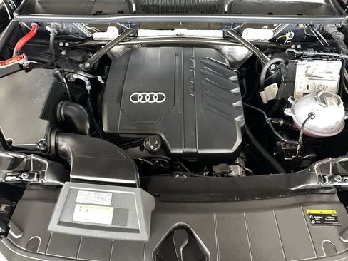 Used 2025 Audi Q5 2.0T Premium Plus w/ Premium Plus Package AWD/4WD image 12