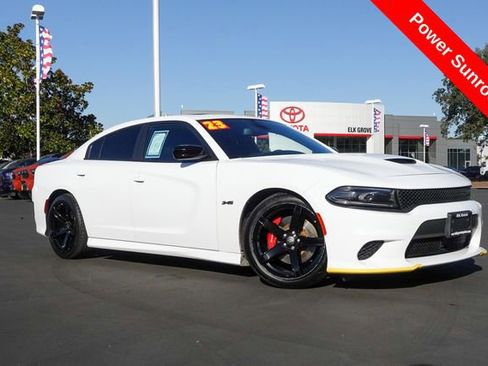 Used 2023 Dodge Charger R/T w/ Performance Handling Group image 6
