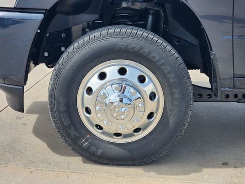 New 2026 RAM 3500 Laramie w/ Max Tow Package image 12