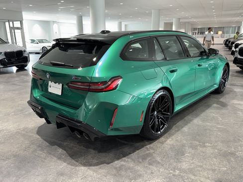 New 2027 BMW M5 Touring AWD/4WD image 7