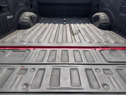 Used 2023 Ford F250 Lariat w/ Lariat Ultimate Package AWD/4WD image 28