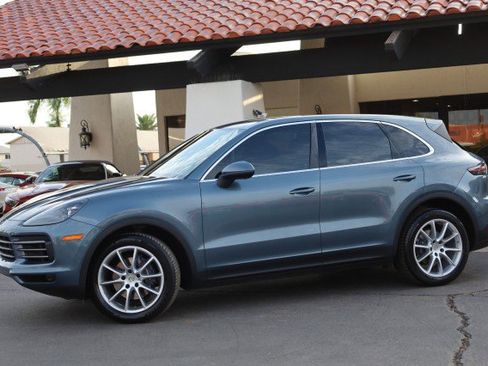 Used 2019 Porsche Cayenne AWD/4WD image 5