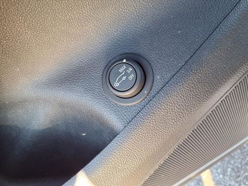 Used 2017 Buick Envision Premium image 21