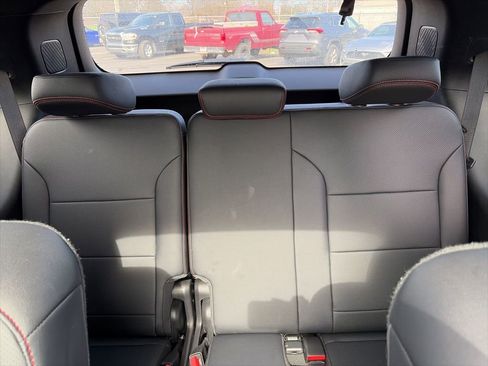 Used 2026 Chevrolet Traverse Z71 w/ Driver Confidence Package image 11