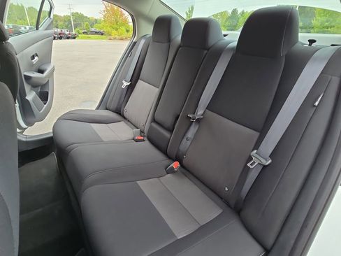 Used 2022 Nissan Sentra SV image 15